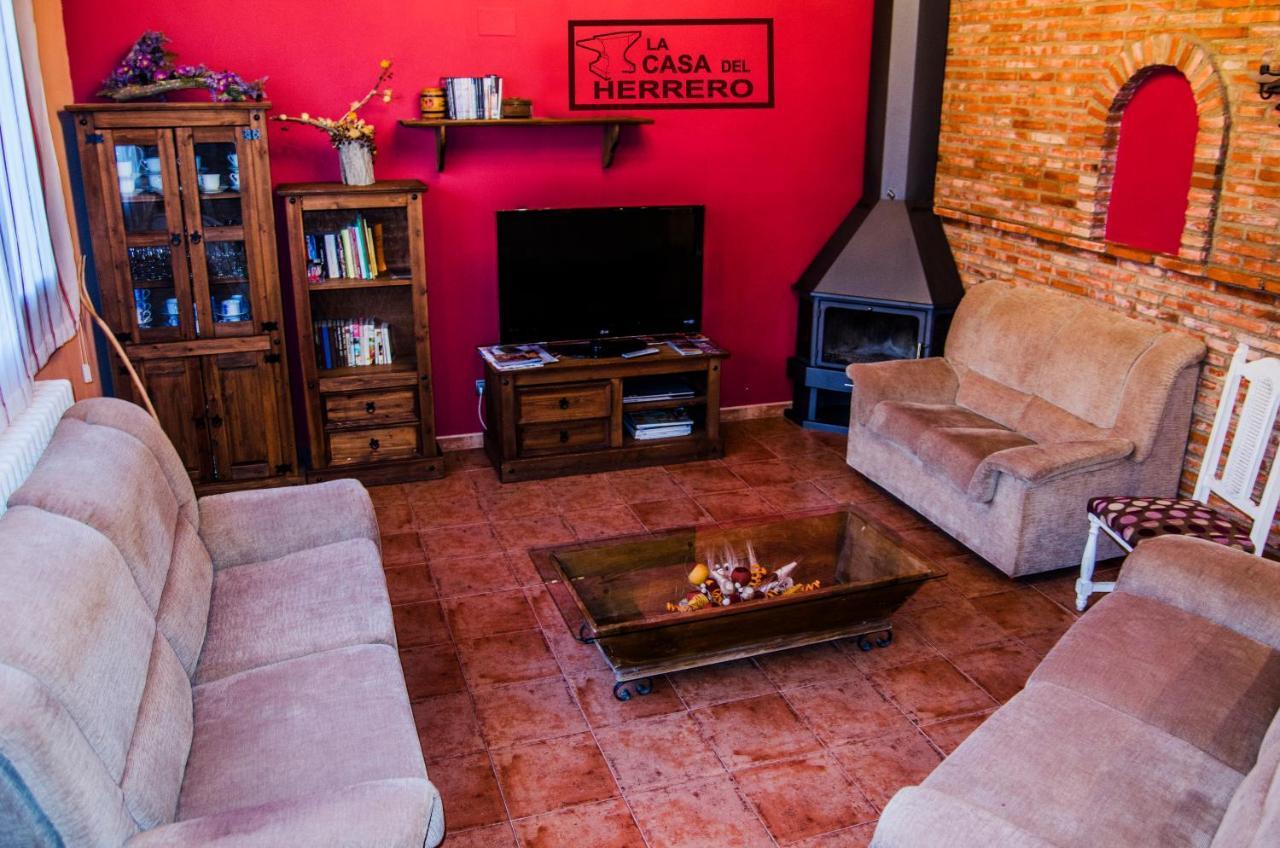La Casa Del Herrero El Poyo Exterior foto