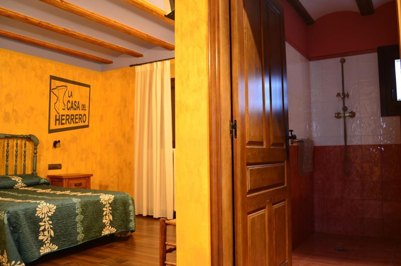 La Casa Del Herrero El Poyo Exterior foto